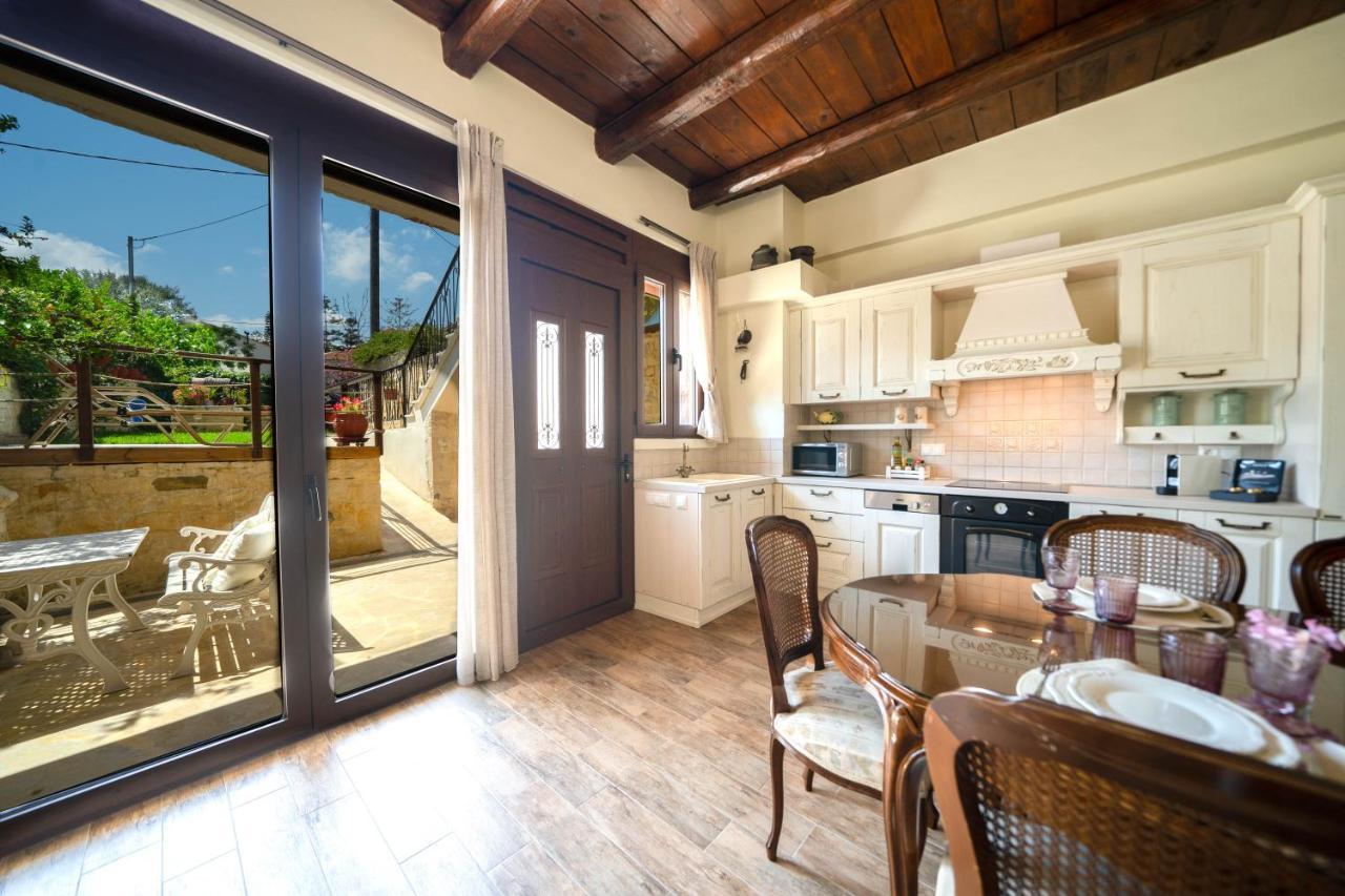 Arhontariki Luxury Apartment Panormos  ภายนอก รูปภาพ